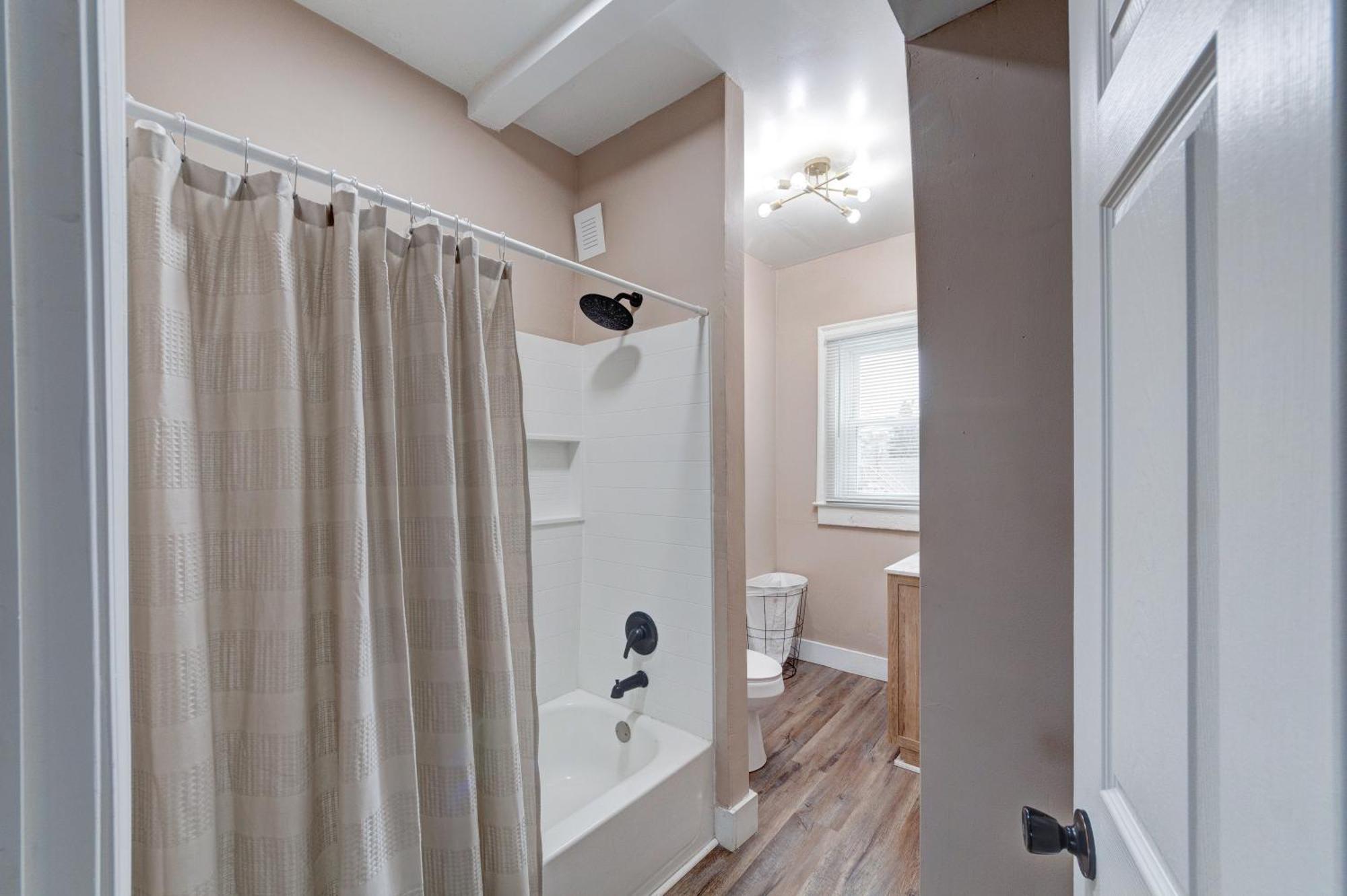 Prime 2Br Gem, Near Convention Hub! Διαμέρισμα Ινδιανάπολη Εξωτερικό φωτογραφία